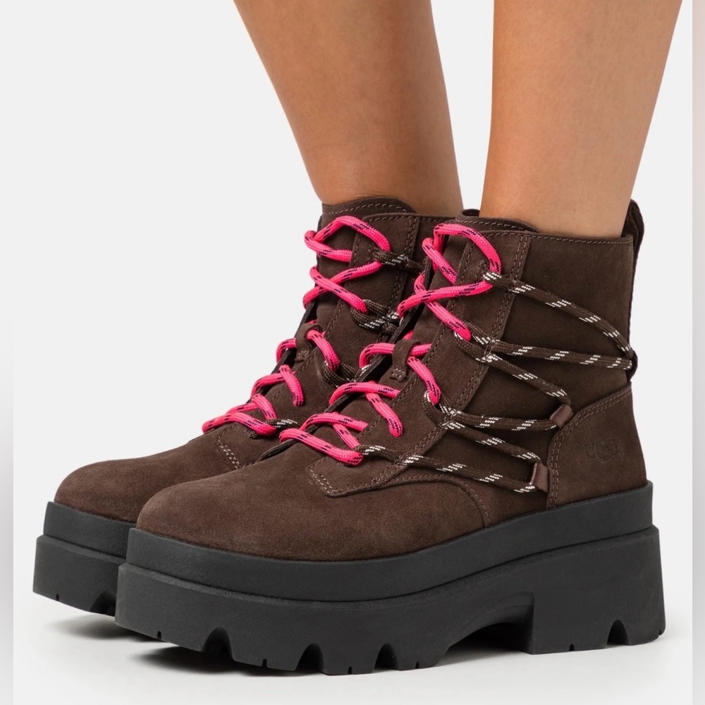 UGG Brisbane Lace Up Suede Platform Boots Size 9 Burnt Cedar NWOB - Picture 1 of 13